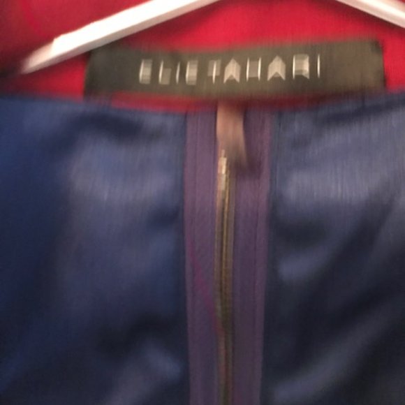 Elie Tahari burgundy blazer with navy trim NWOT - Picture 2 of 11